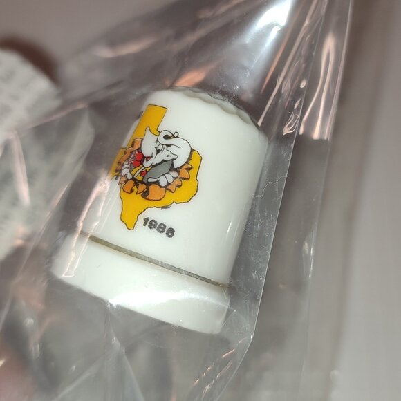 Thimble Texas Outline 1986 Porcelain America USA Collectible Vintage Sewing Old - Picture 4 of 7